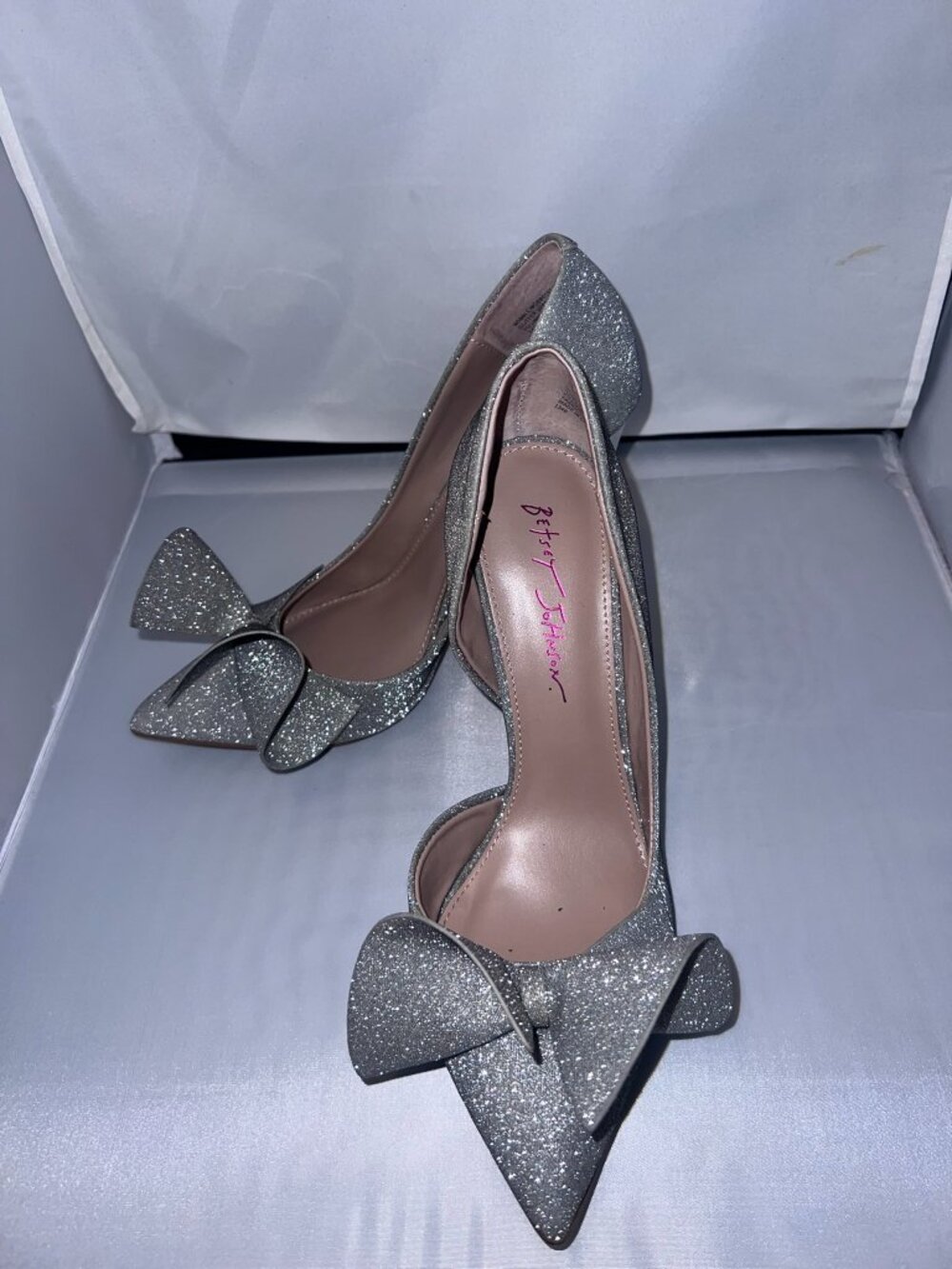 Betsey Johnson Nobble Pump